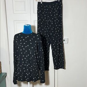 SKIMS 2 Piece Pajama Set Ski Women’s Medium